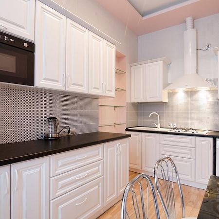 לבוב Leogrand Apartments On Doroshenka 34 מראה חיצוני תמונה